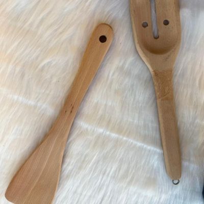 معلقه خشب توزيع