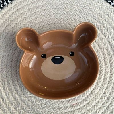 بوله علي شكل دب 