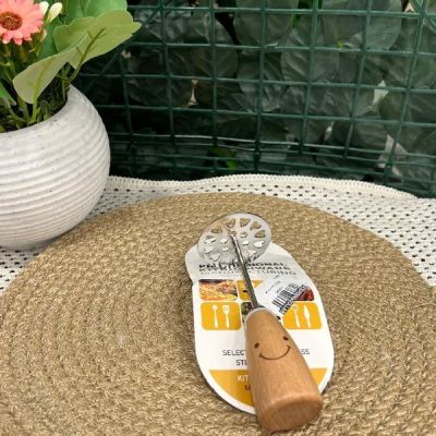 راسة سمايل بمقبض خشب 