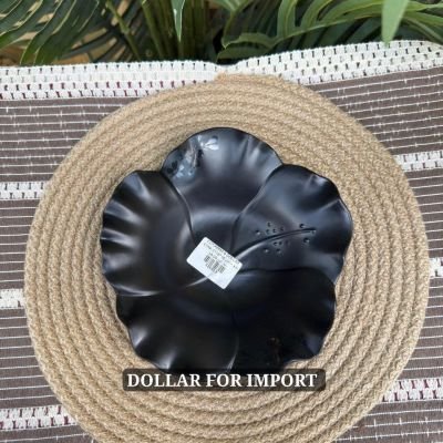 طبق ملامين أسود على شكل وردة